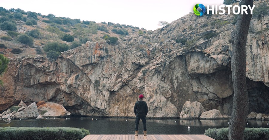 UNDERWONDER: Τηλεοπτική πρεμιέρα για τη νέα σειρά ντοκιμαντέρ της COSMOTE TV που «βουτά» στα υποβρύχια σπήλαια της Ελλάδας.